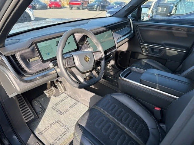2024 Rivian R1S - Image 12 of 21