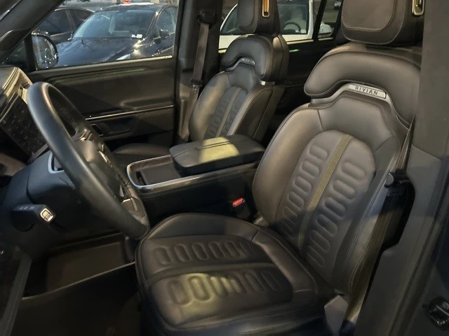 2024 Rivian R1S - Image 13 of 21