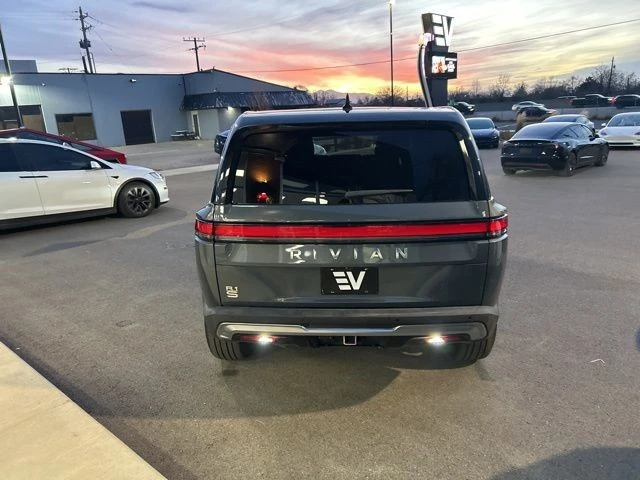 2024 Rivian R1S - Image 7 of 21