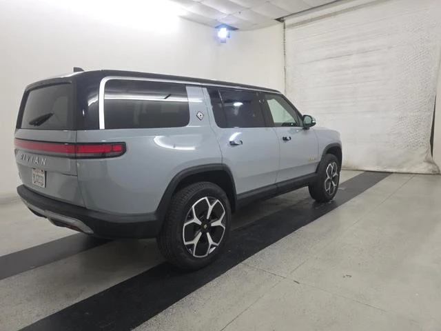 2024 Rivian R1S - Image 3 of 6
