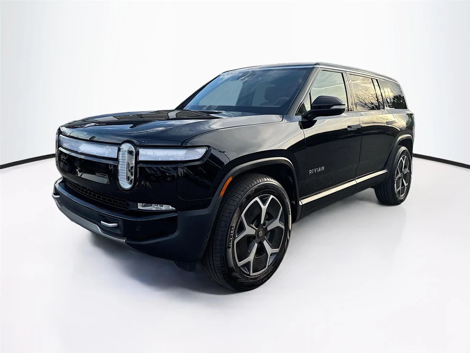 2024 Rivian R1S - Image 3 of 21