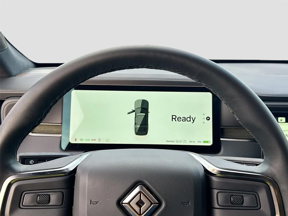 2024 Rivian R1S - Image 11 of 21