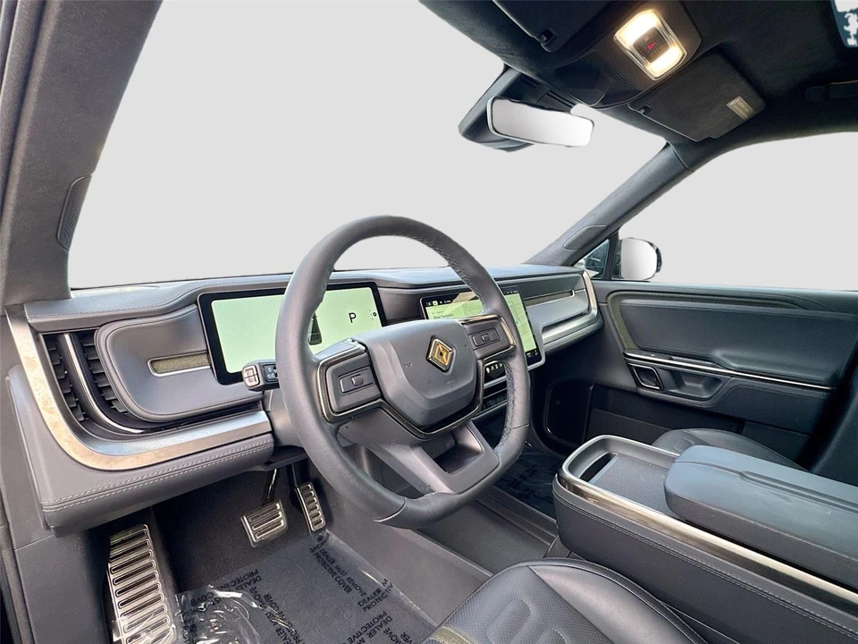 2024 Rivian R1S - Image 9 of 21