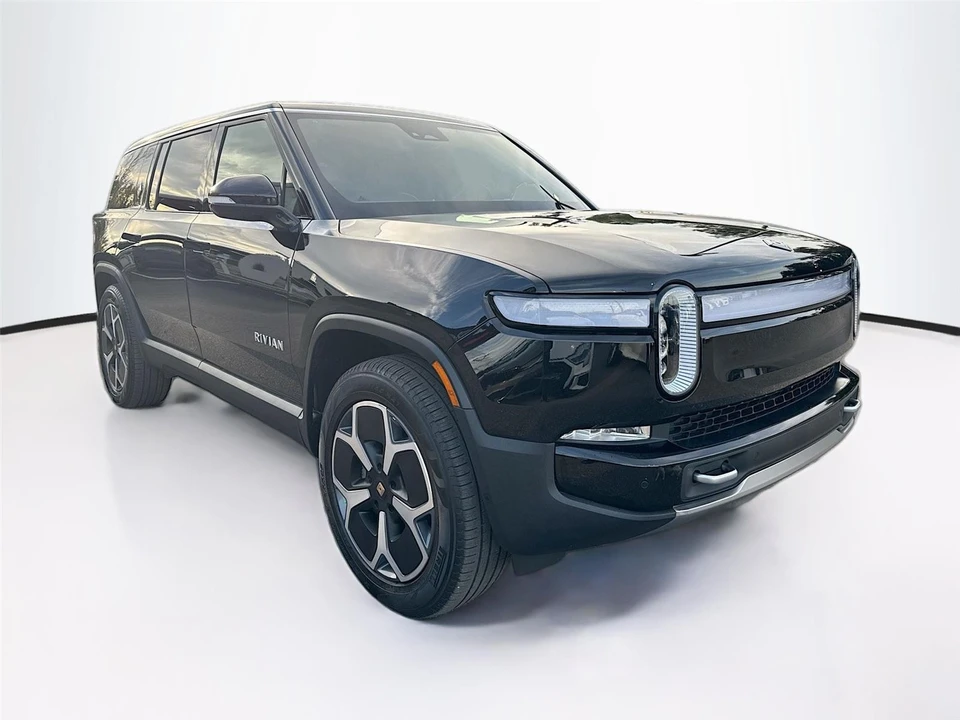 2024 Rivian R1S - Image 2 of 21