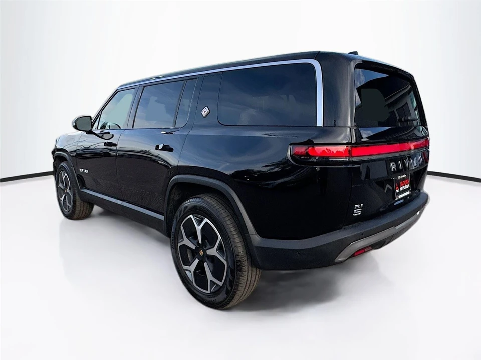 2024 Rivian R1S - Image 5 of 21