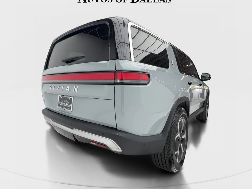 2024 Rivian R1T - Image 7 of 21