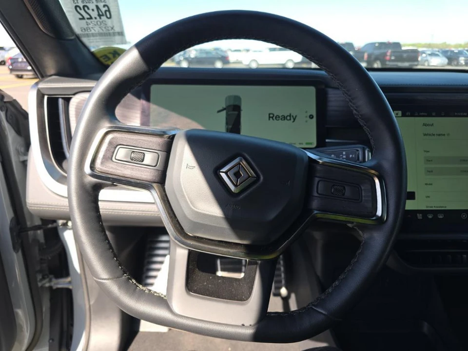 2024 Rivian R1S - Image 6 of 10