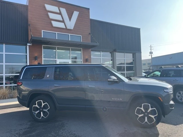2024 Rivian R1S - Image 5 of 21