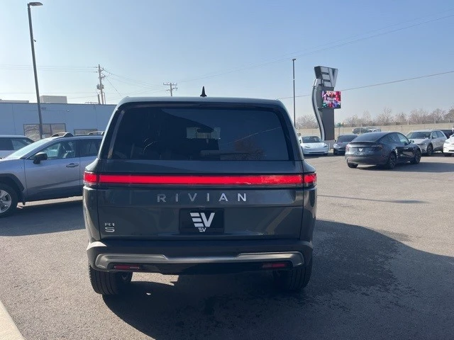 2024 Rivian R1S - Image 4 of 21