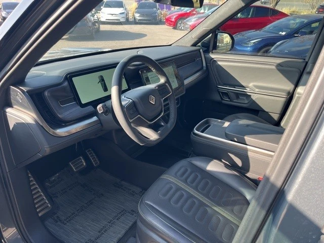 2024 Rivian R1S - Image 7 of 21