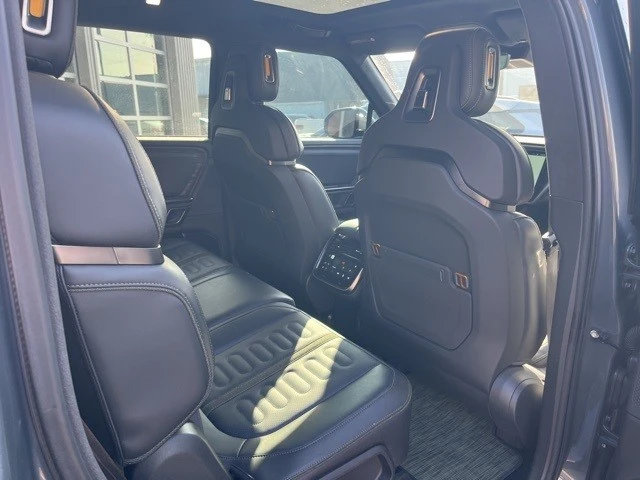 2024 Rivian R1S - Image 16 of 21