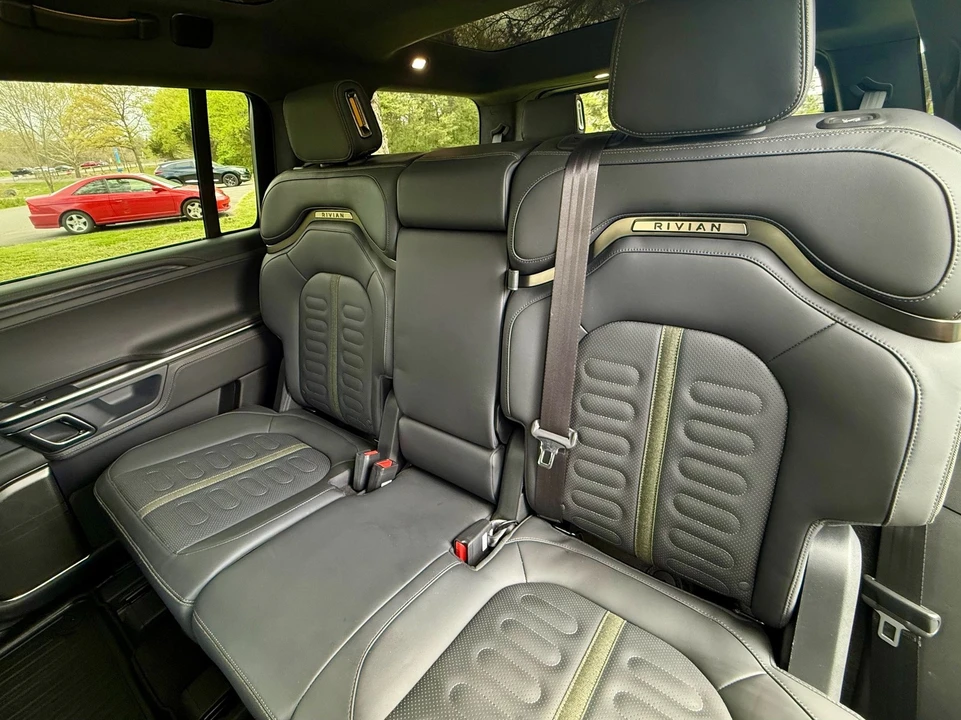 2024 Rivian R1T - Image 17 of 21