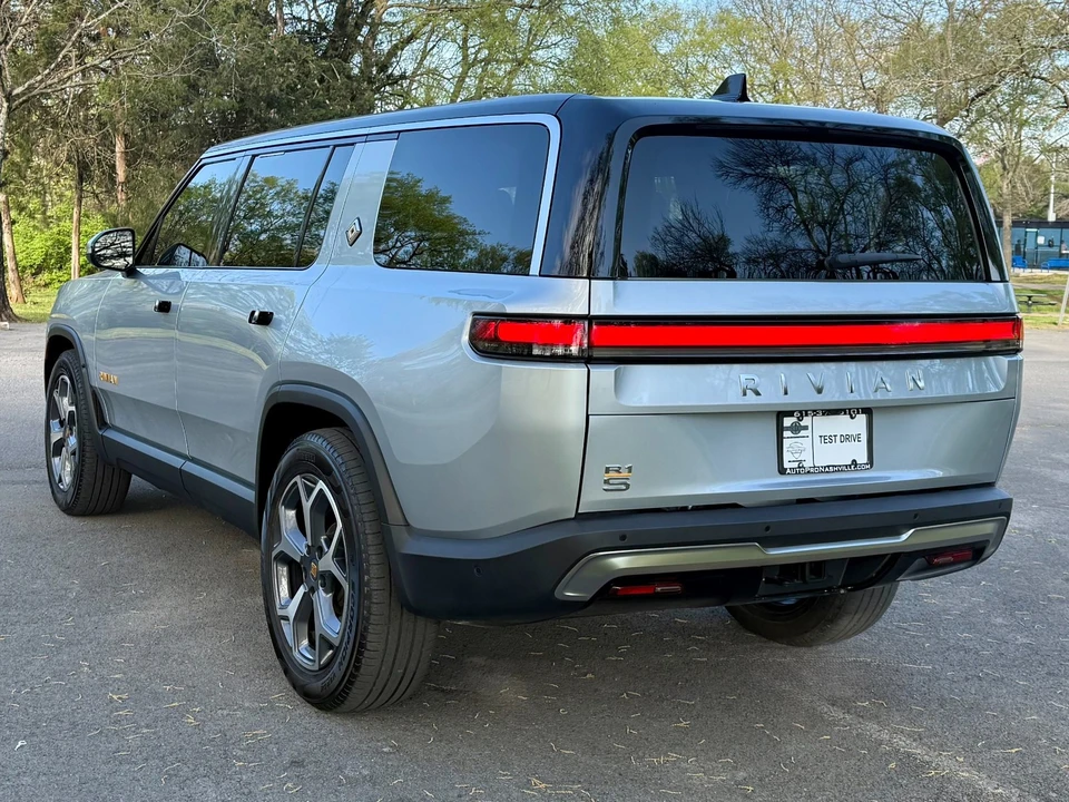 2024 Rivian R1T - Image 4 of 21