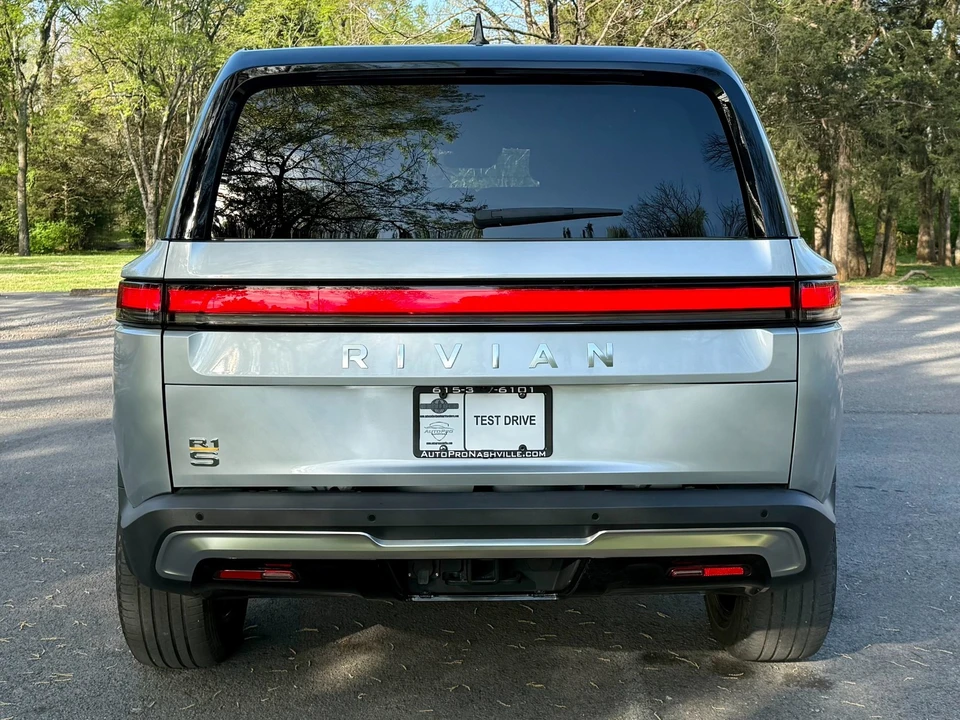 2024 Rivian R1T - Image 6 of 21