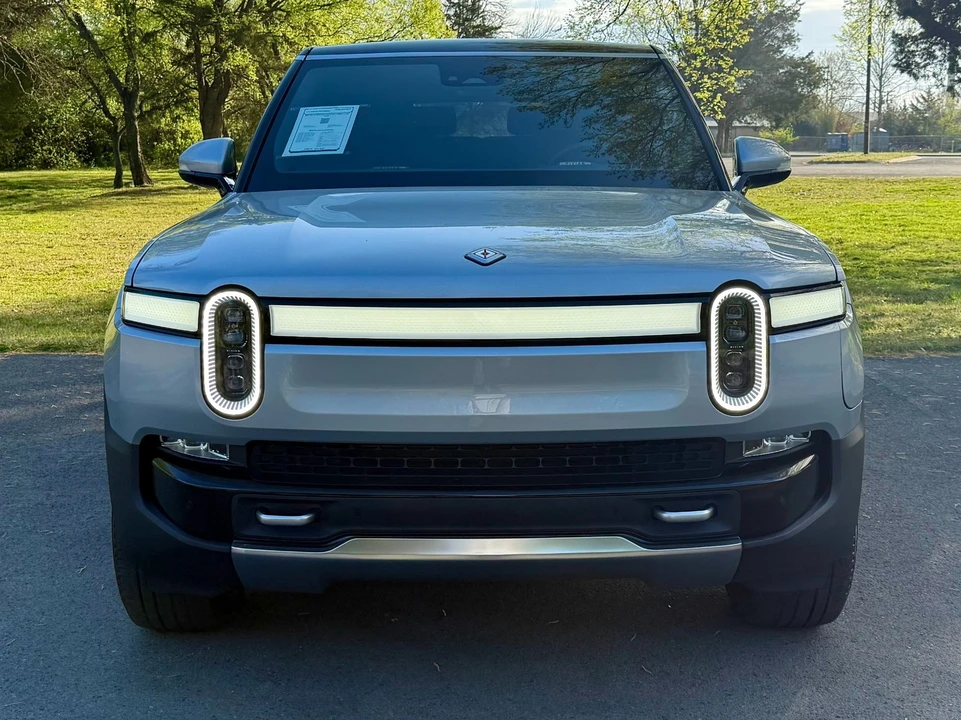 2024 Rivian R1T - Image 5 of 21