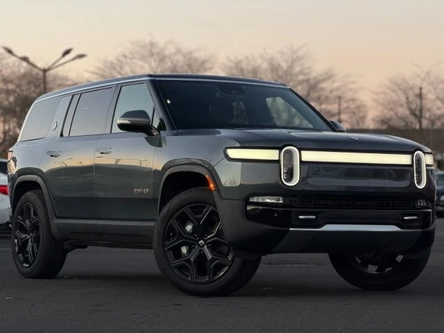 2024 Rivian R1S - Image 3 of 21