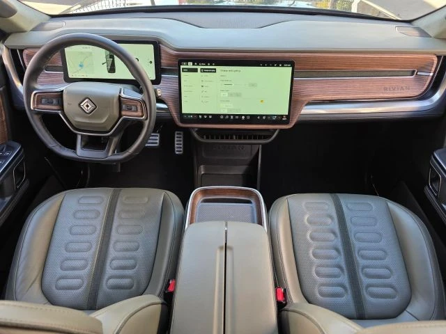 2024 Rivian R1S - Image 13 of 21