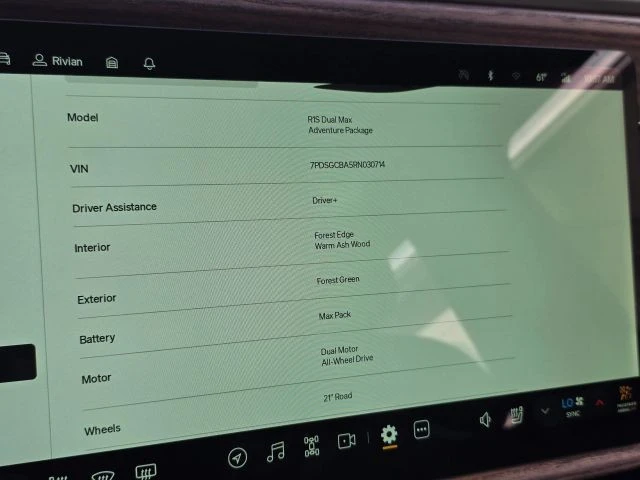 2024 Rivian R1S - Image 20 of 21