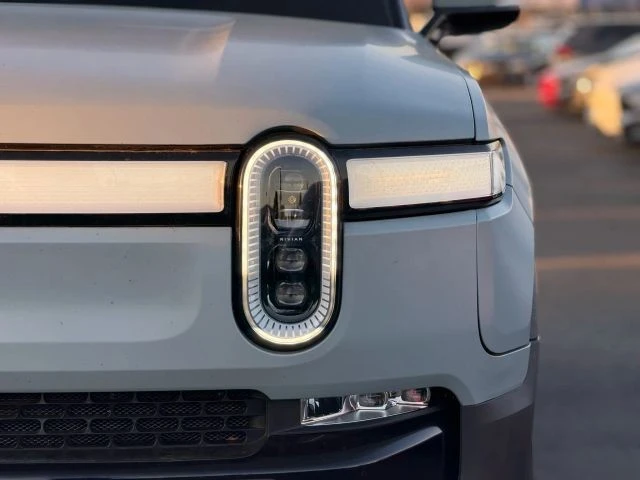 2024 Rivian R1S - Image 6 of 21