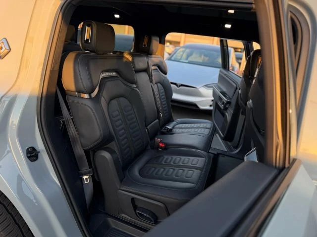 2024 Rivian R1S - Image 12 of 21