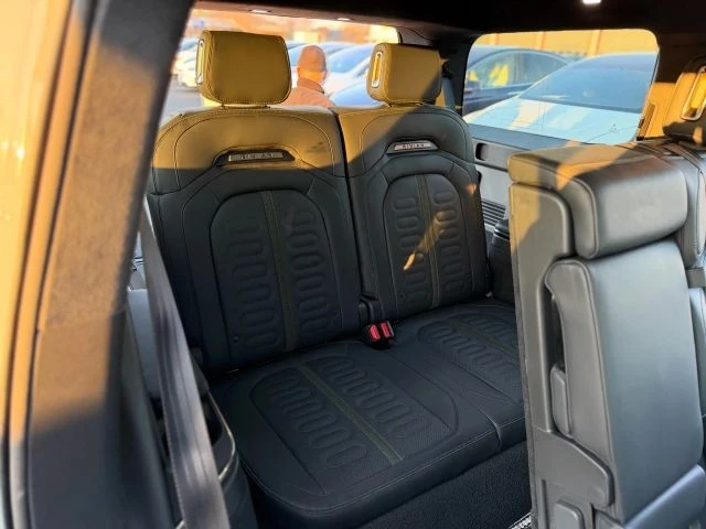 2024 Rivian R1S - Image 13 of 21