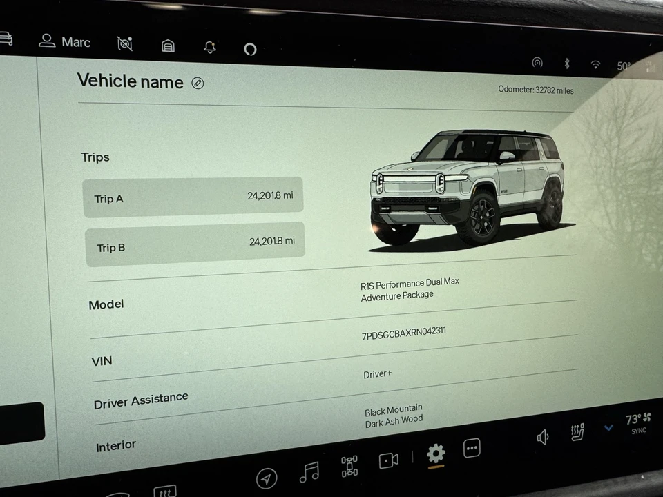 2024 Rivian R1S - Image 10 of 21