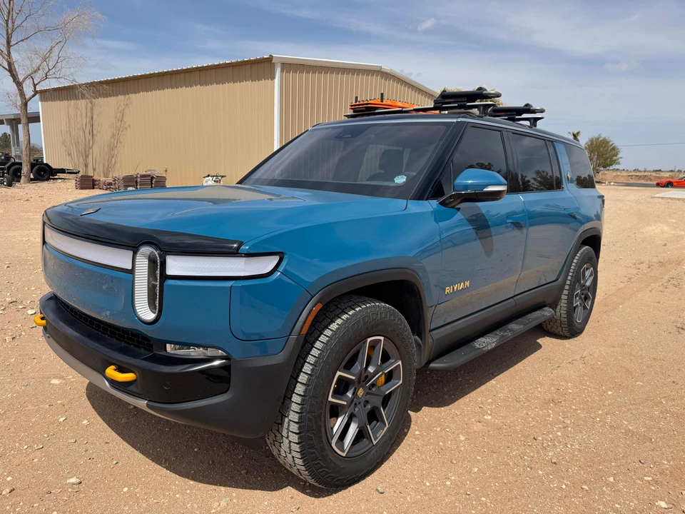 2024 Rivian R1S - Image 6 of 31