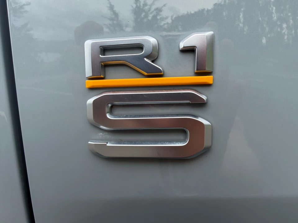 2024 Rivian R1S - Image 19 of 31