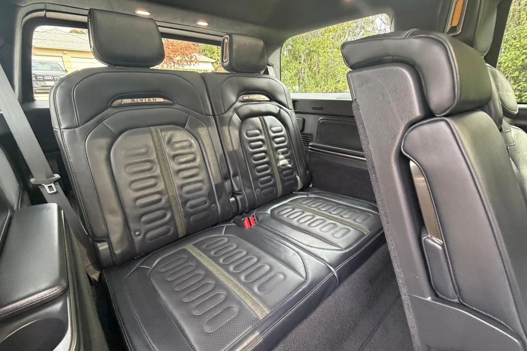 2024 Rivian R1S - Image 31 of 31