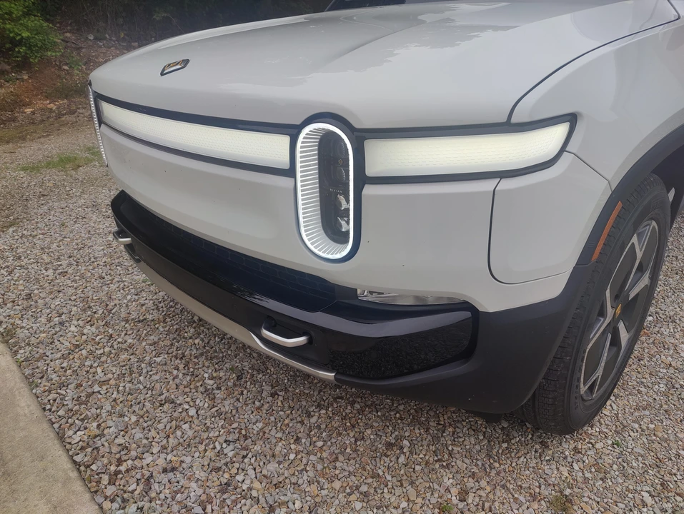 2024 Rivian R1S - Image 22 of 31