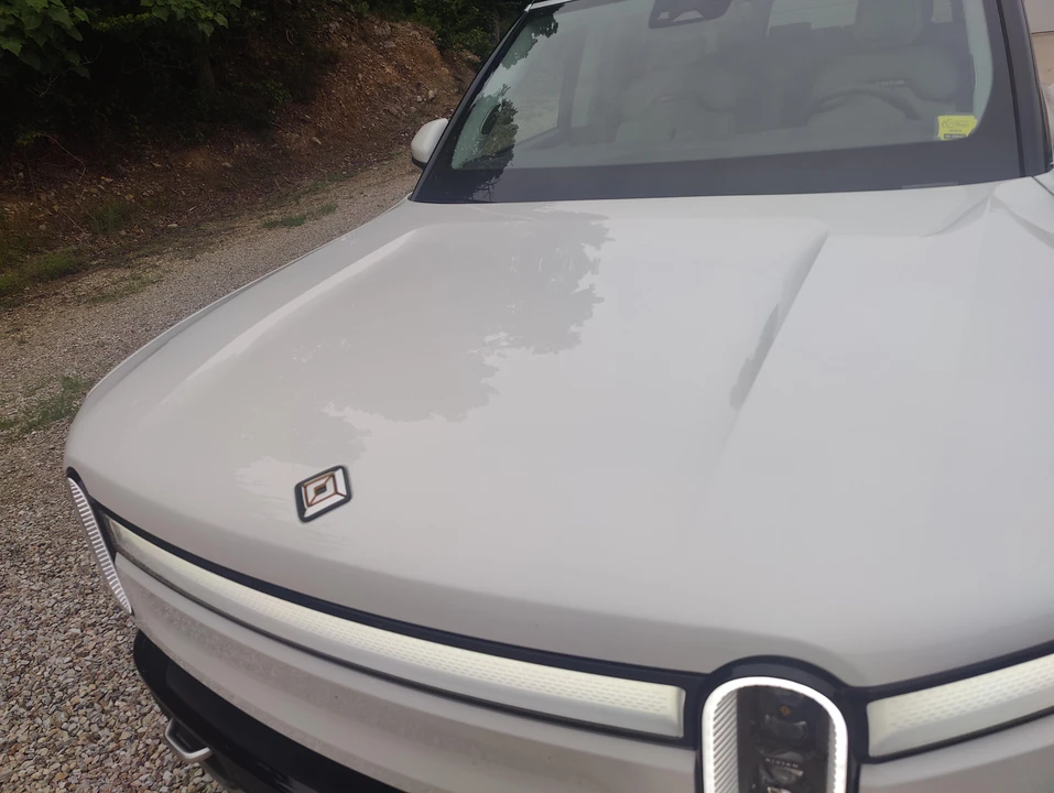 2024 Rivian R1S - Image 21 of 31
