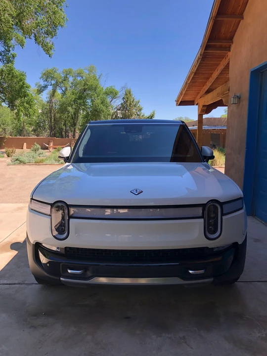 2024 Rivian R1S - Image 6 of 31