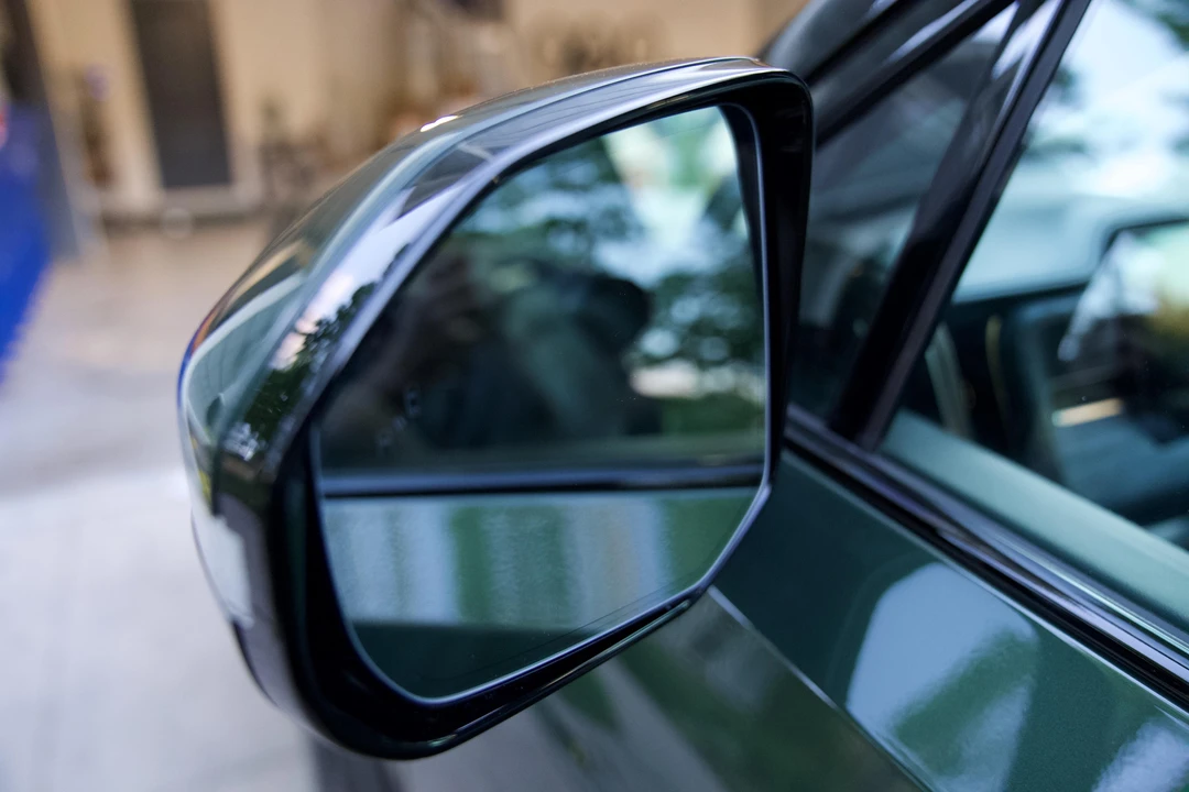 2024 Rivian R1S - Image 22 of 31