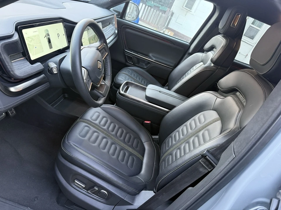 2024 Rivian R1T - Image 13 of 16