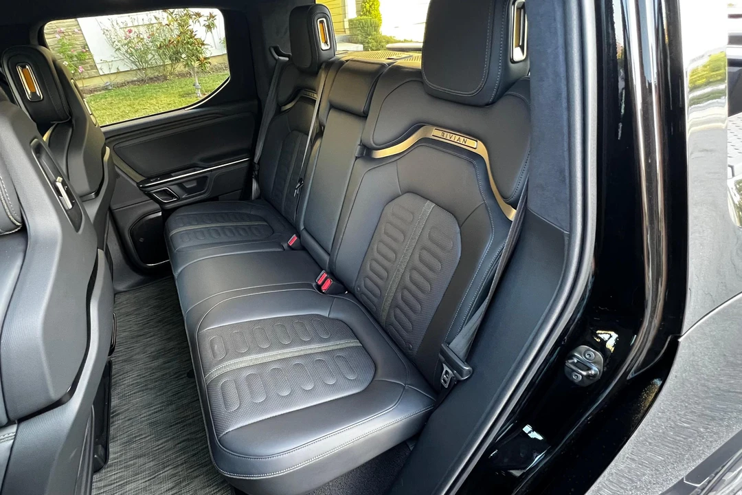 2024 Rivian R1T - Image 31 of 31