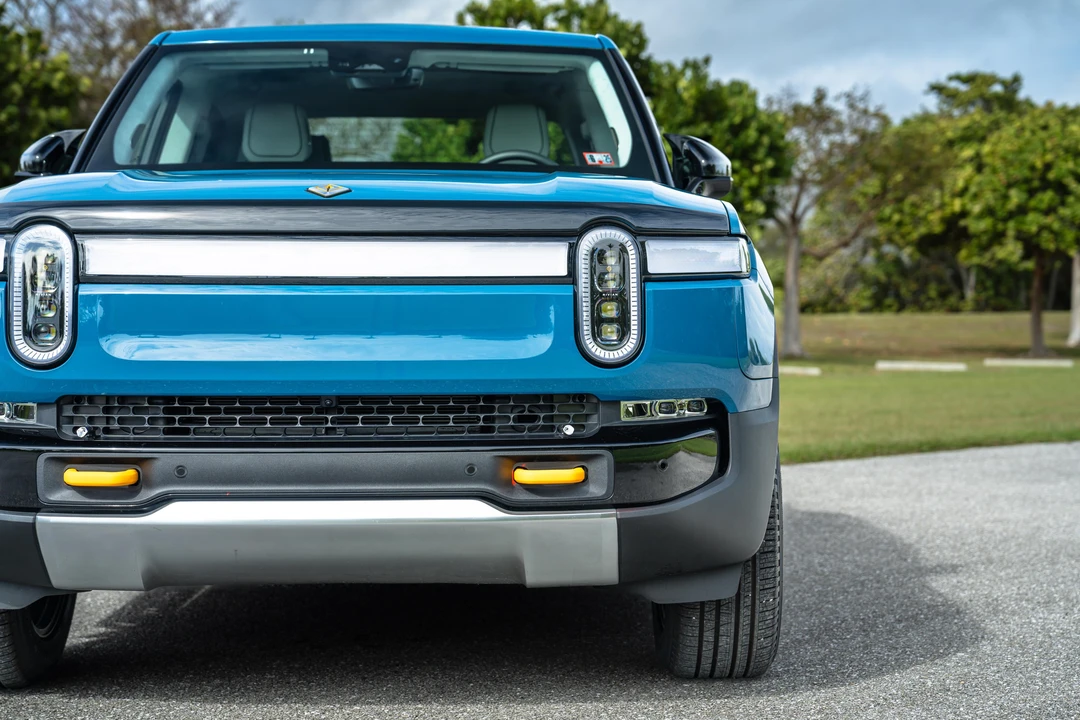 2024 Rivian R1T - Image 27 of 31