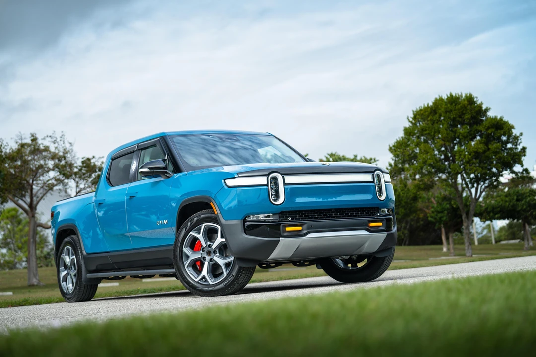 2024 Rivian R1T - Image 20 of 31