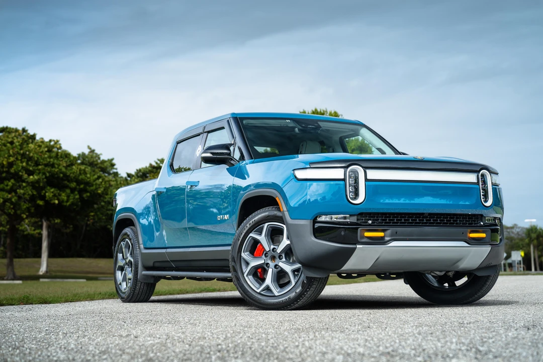 2024 Rivian R1T - Image 19 of 31