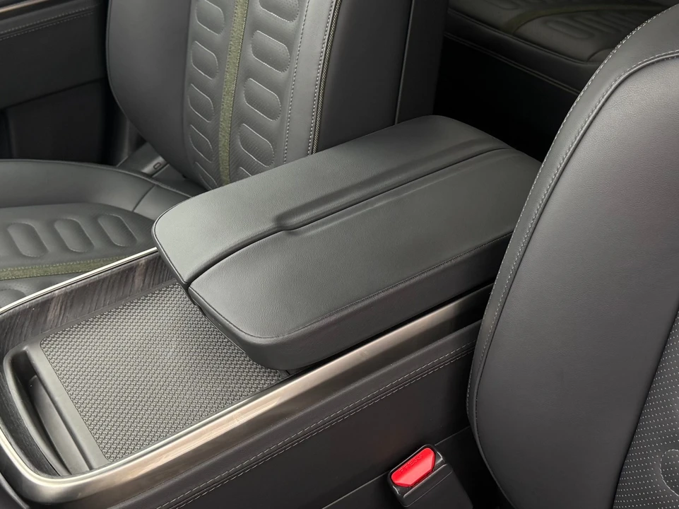 2024 Rivian R1T - Image 13 of 21