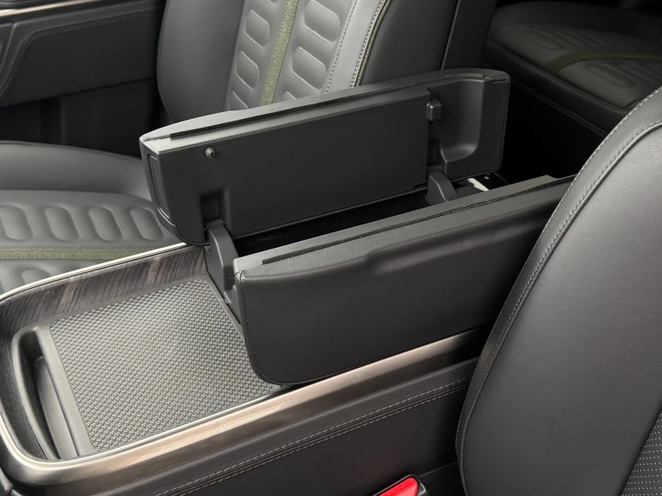 2024 Rivian R1T - Image 14 of 21