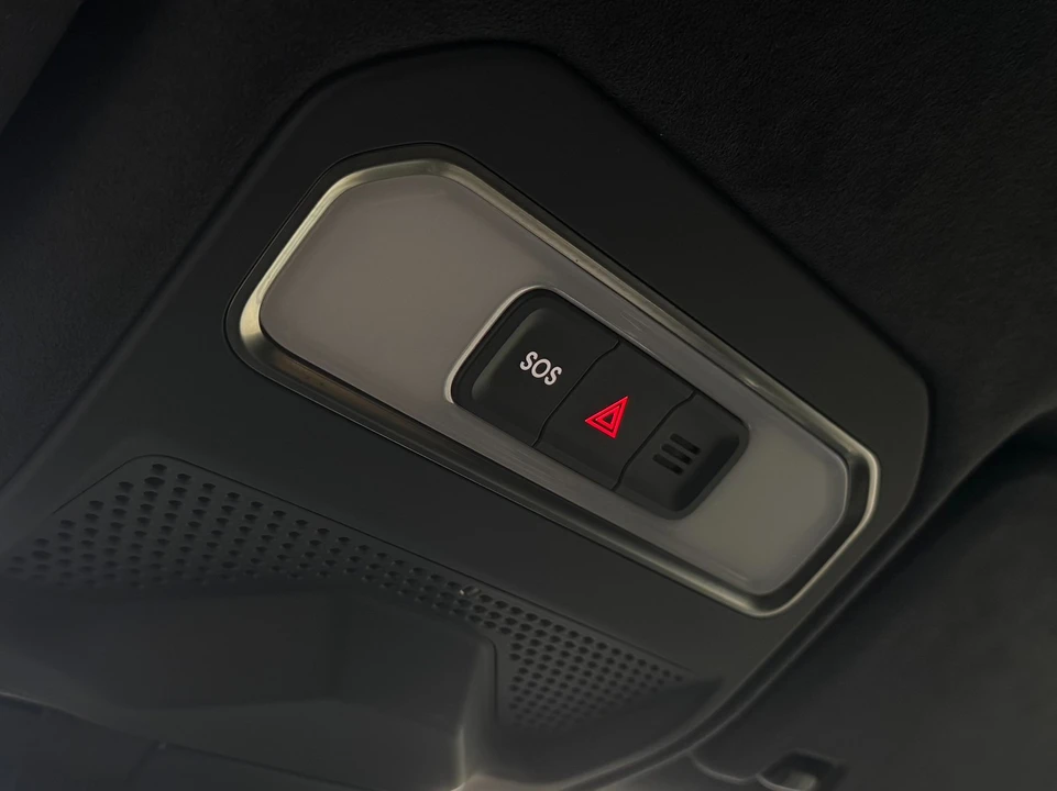 2024 Rivian R1T - Image 21 of 21