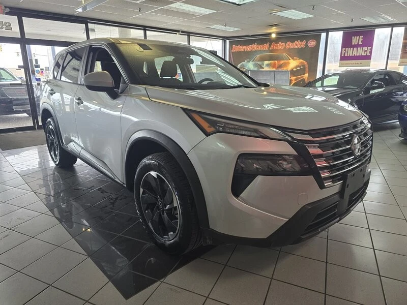 2024 Nissan Rogue - Image 3 of 4