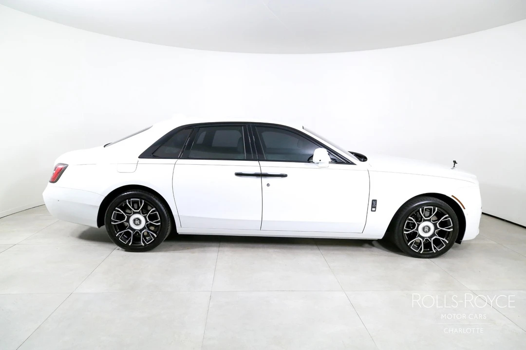 2024 Rolls-Royce Ghost Black Badge 2nd Gen - Image 9 of 12