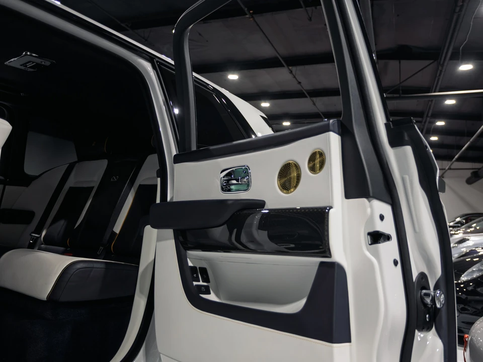 2024 Rolls-Royce Cullinan Black Badge - Image 9 of 21