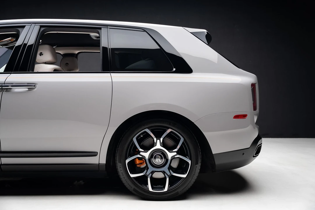 2024 Rolls-Royce Cullinan Black Badge - Image 21 of 31