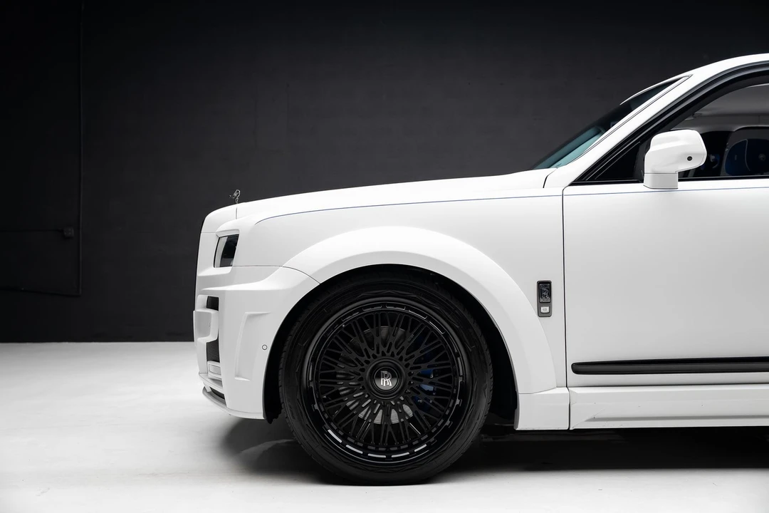 2024 Rolls-Royce Cullinan Black Badge - Image 19 of 31