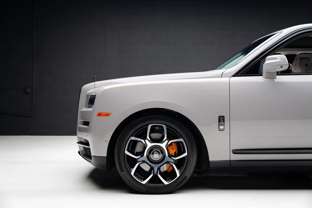 2024 Rolls-Royce Cullinan Black Badge - Image 19 of 31