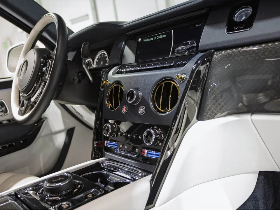 2024 Rolls-Royce Cullinan Black Badge - Image 14 of 20