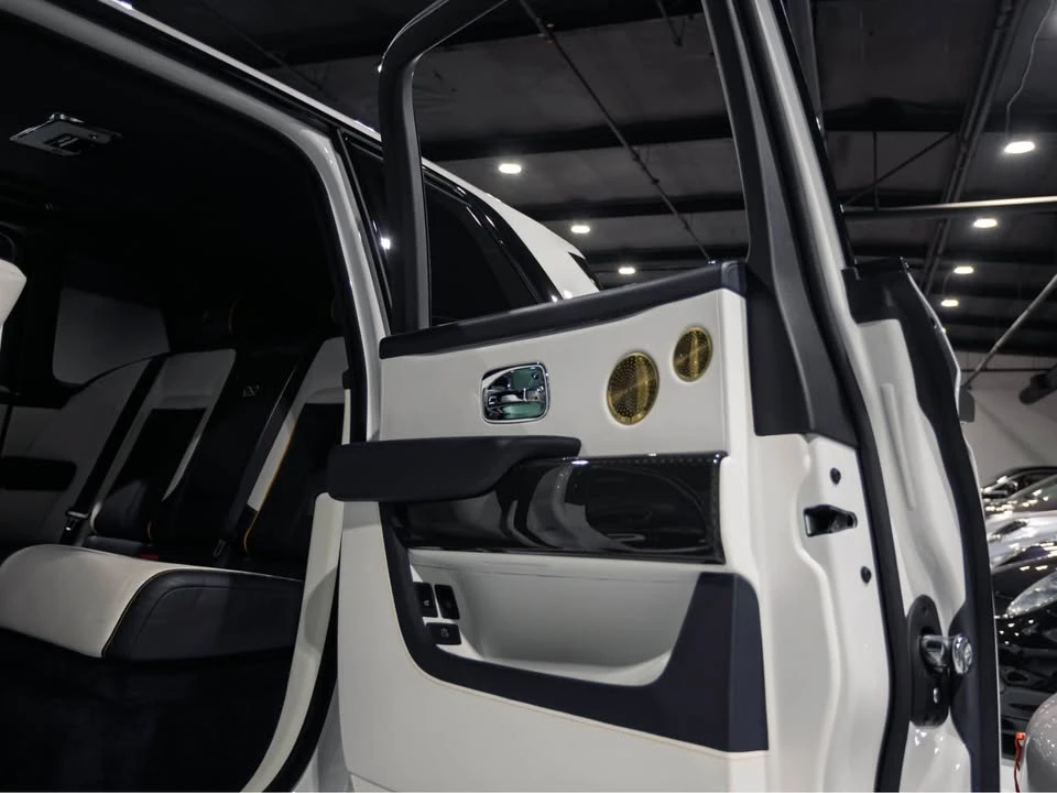 2024 Rolls-Royce Cullinan Black Badge - Image 18 of 20