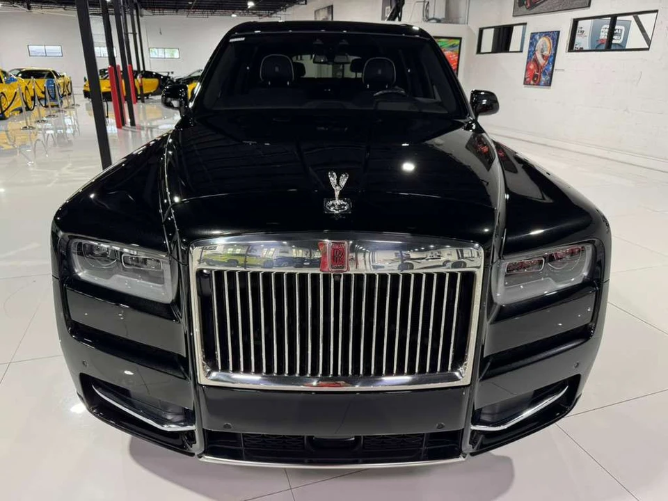 2024 Rolls-Royce Cullinan - Image 2 of 12